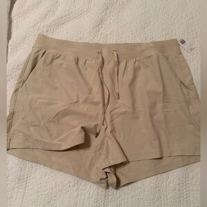 Old Navy Women's Beige Athletic Shorts